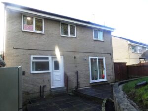 Leaventhorpe Avenue Bradford BD8 0ED